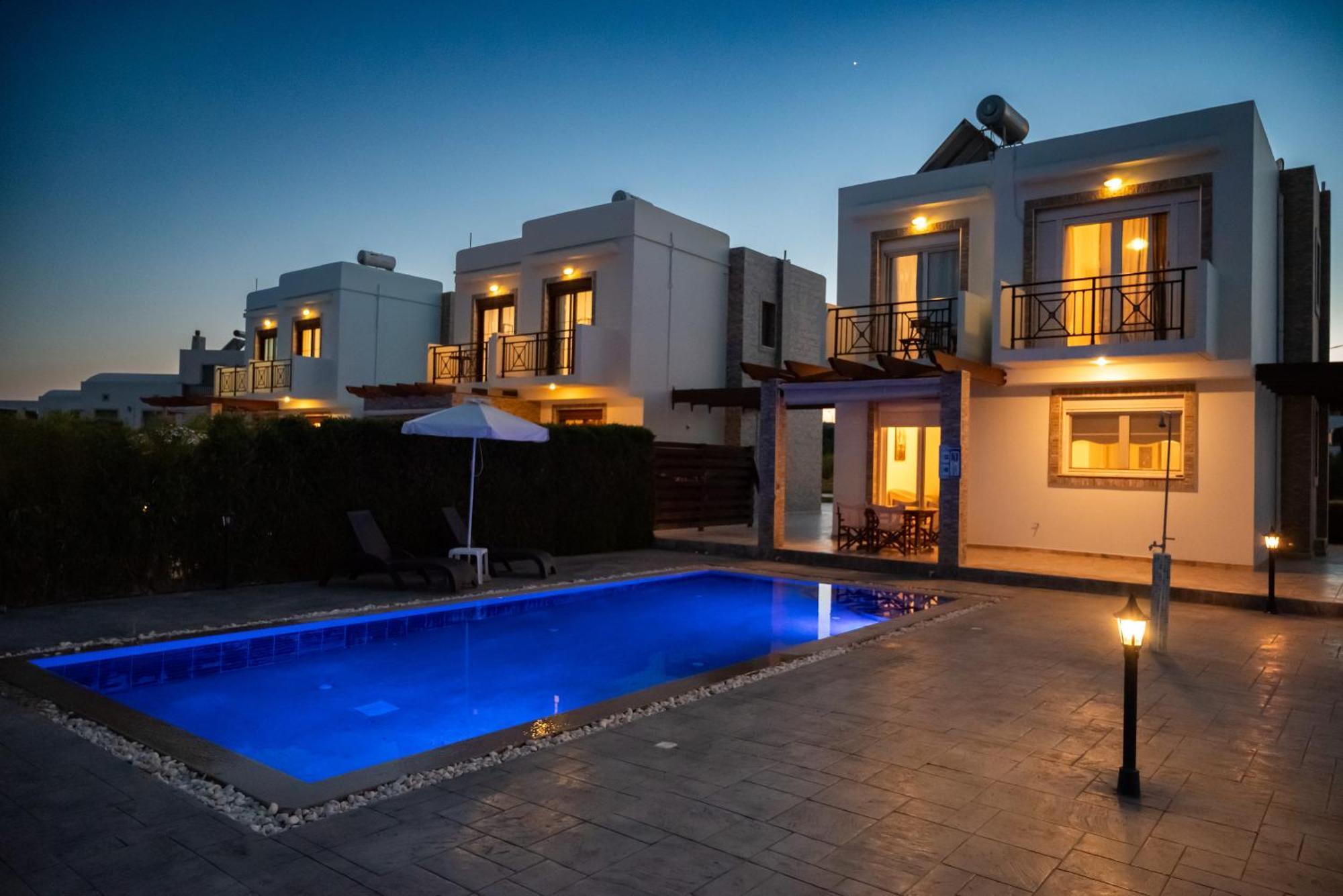 Petra Villas Gennadi Luaran gambar