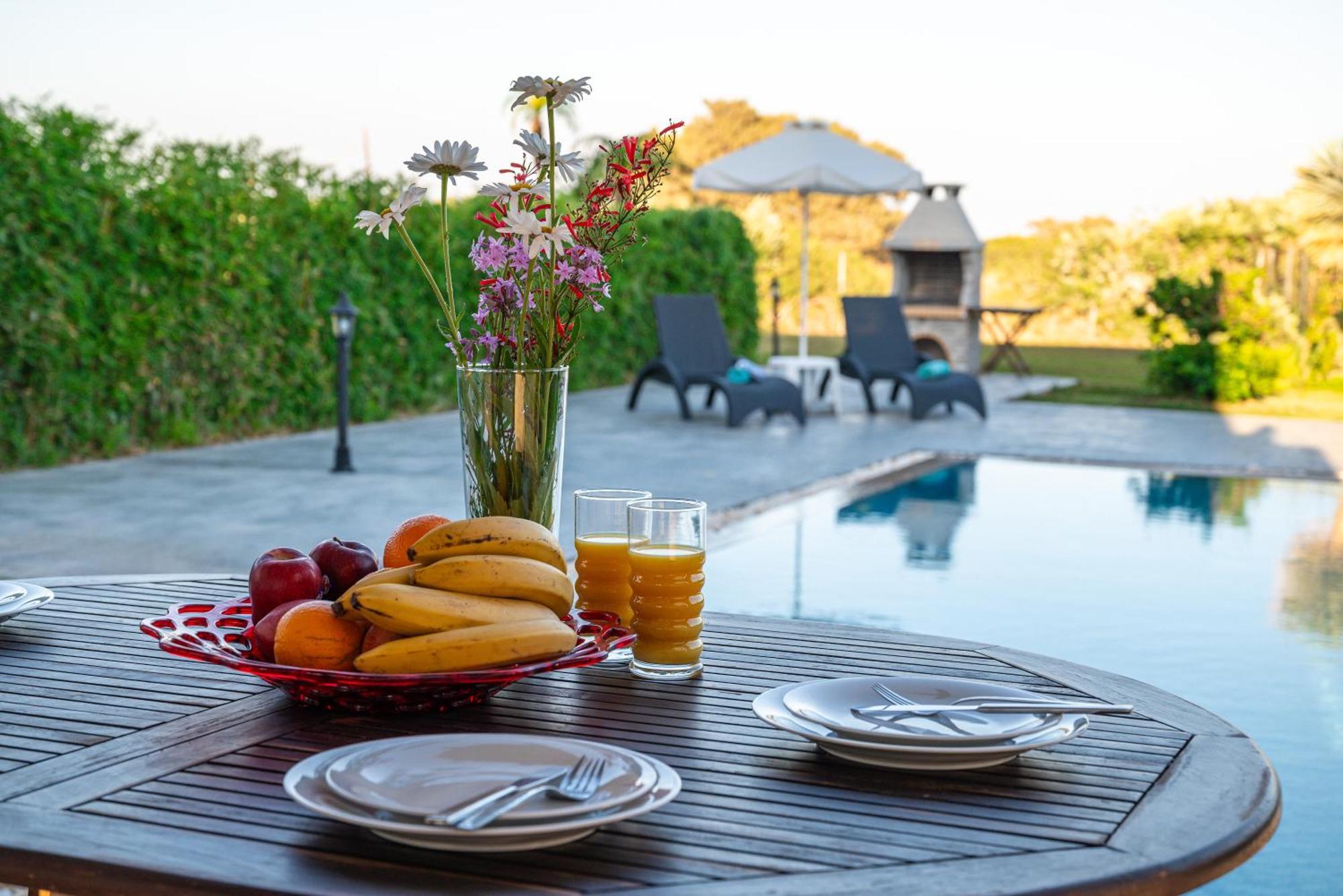 Petra Villas Gennadi Luaran gambar