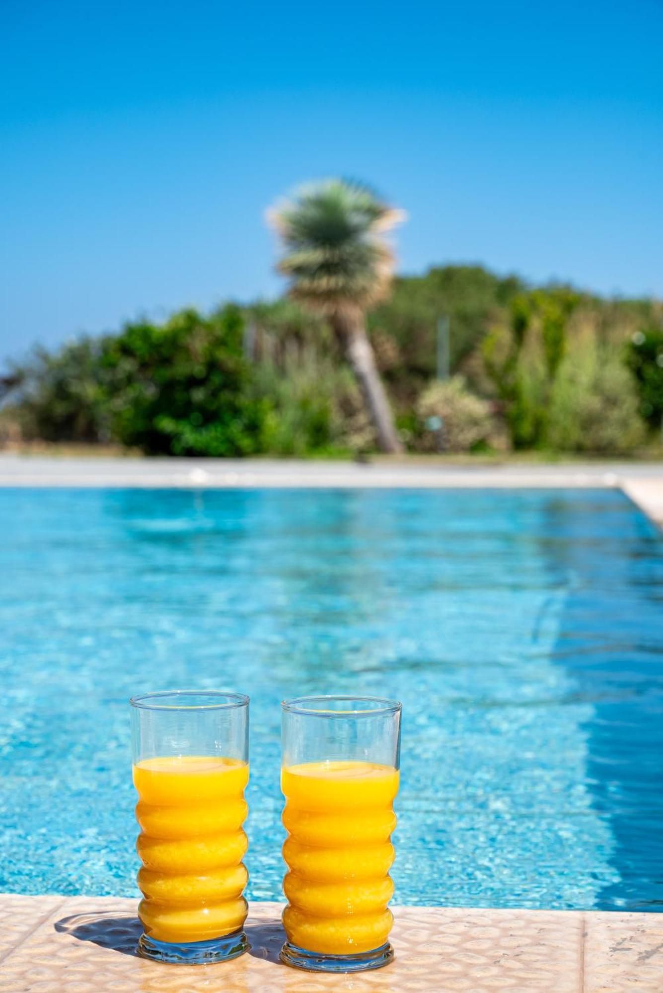 Petra Villas Gennadi Luaran gambar