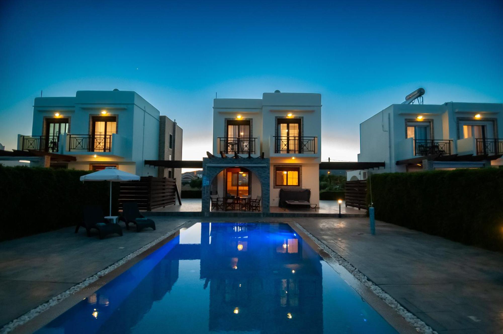 Petra Villas Gennadi Luaran gambar