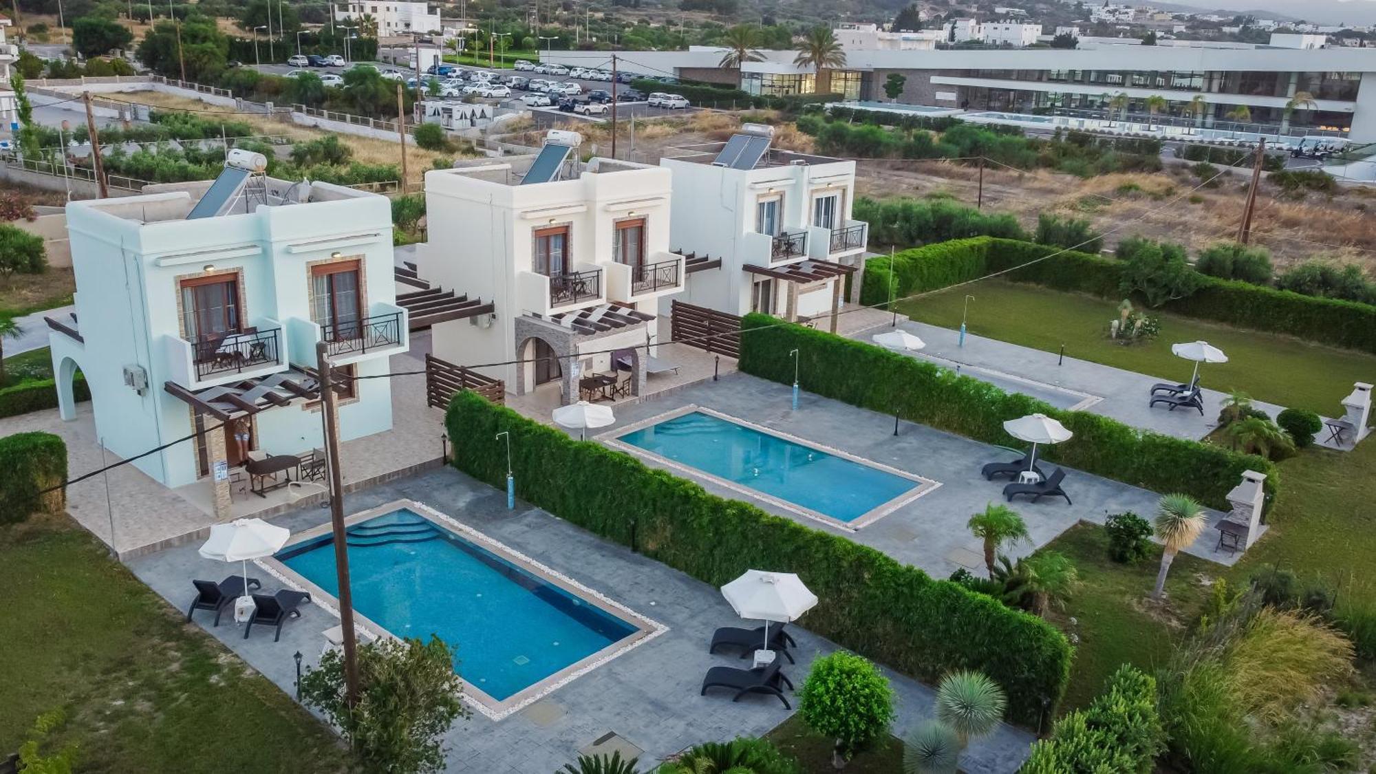 Petra Villas Gennadi Luaran gambar