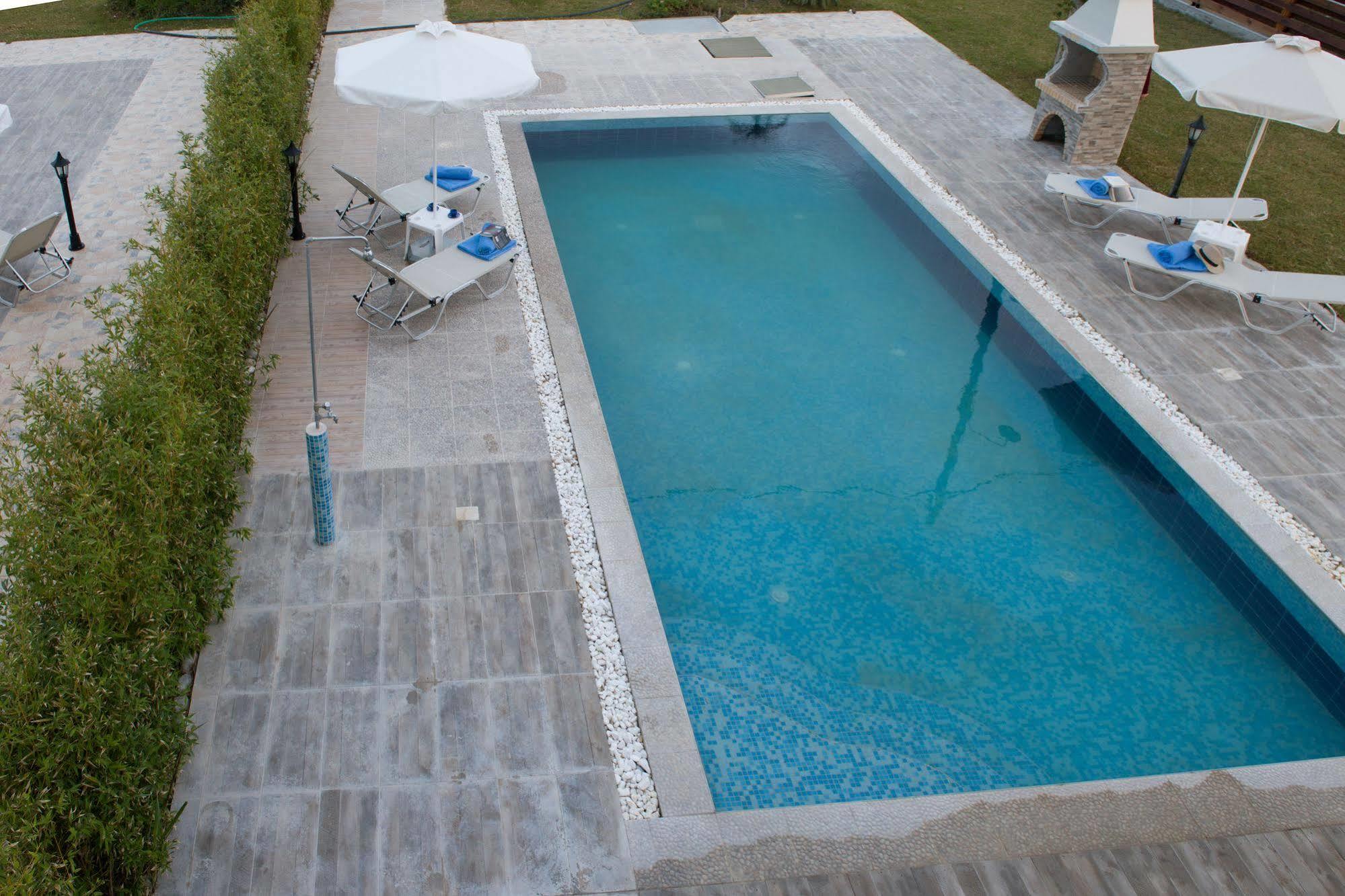 Petra Villas Gennadi Luaran gambar