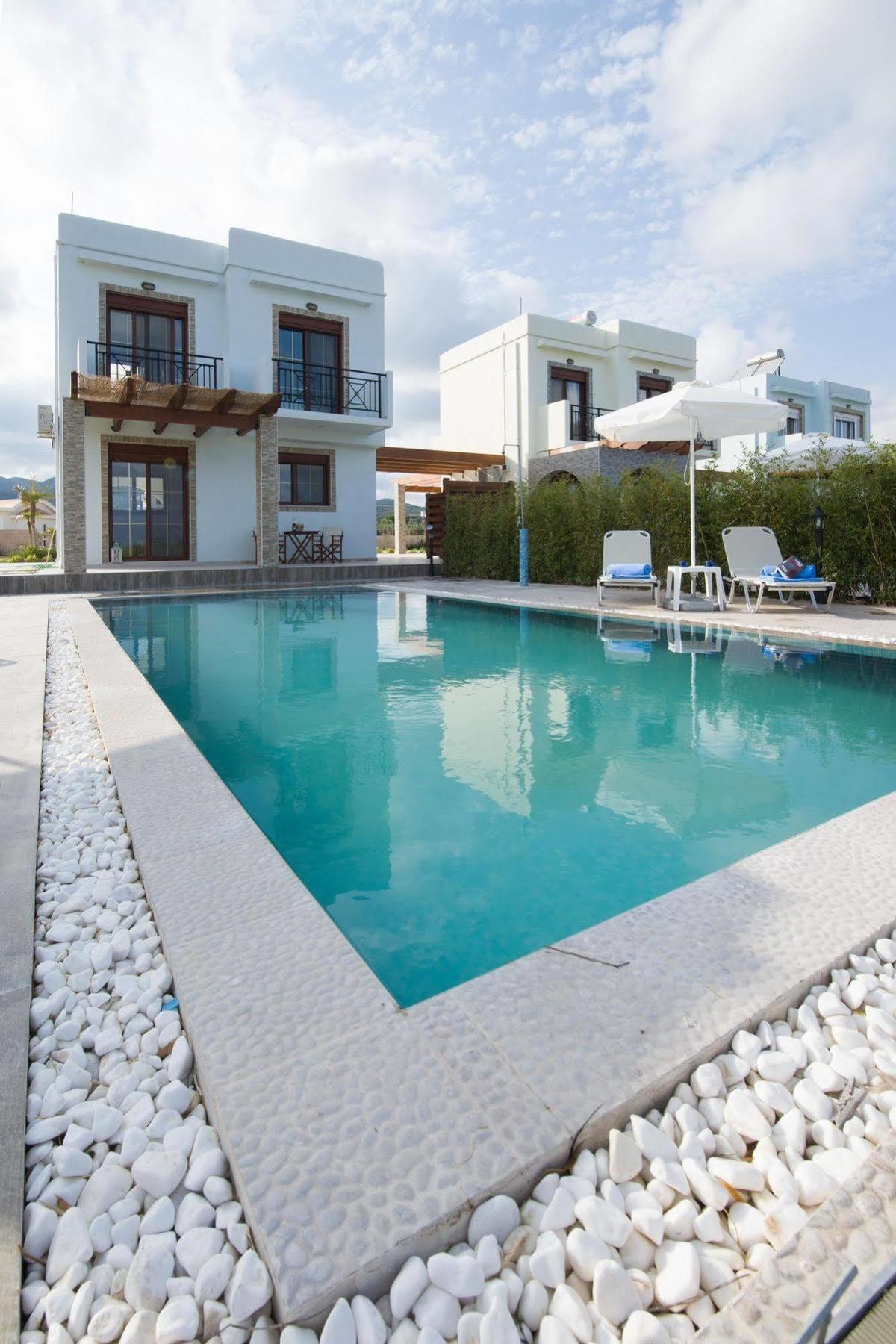 Petra Villas Gennadi Luaran gambar